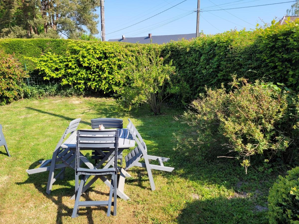 Studio Bienvenue Du Cote De Chez Nous Avec Jardin Privatif Wignehies Exterior foto