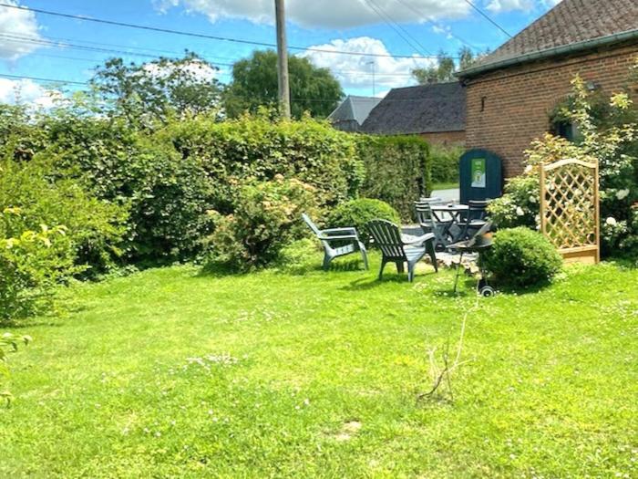 Studio Bienvenue Du Cote De Chez Nous Avec Jardin Privatif Wignehies Exterior foto