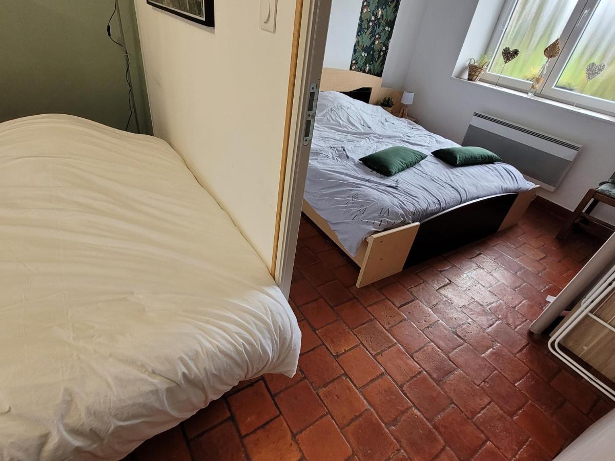 Studio Bienvenue Du Cote De Chez Nous Avec Jardin Privatif Wignehies Exterior foto